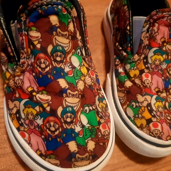 SOLD Vans Nintendo Slide Ons Baby 6c - Picture 4 of 9